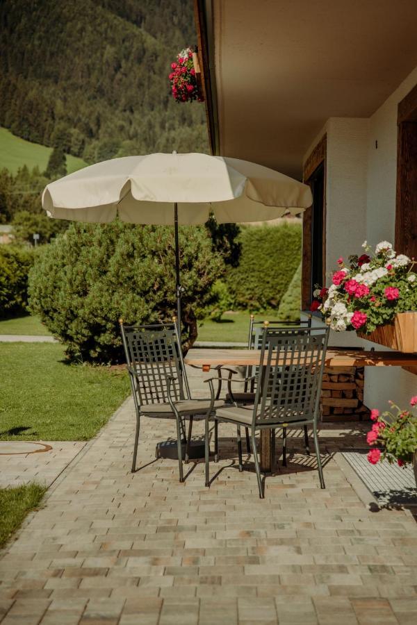 Alpin Apartement G'Ret Flachau Exterior photo